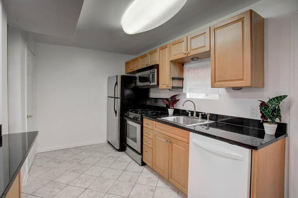 Appartamento Cozy Lux 3Bd House Heart Of Fishtown Sleeps 8 Filadelfia Esterno foto
