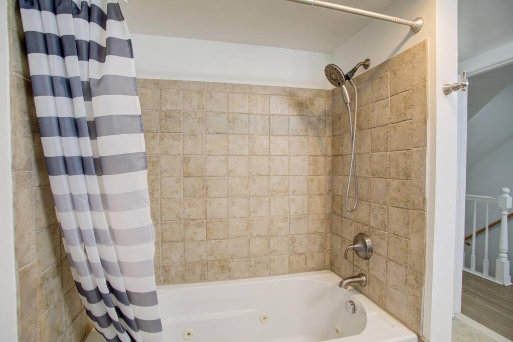 Appartamento Cozy Lux 3Bd House Heart Of Fishtown Sleeps 8 Filadelfia Esterno foto